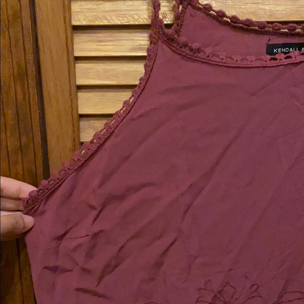 Woman’s Top - Picture 5 of 5